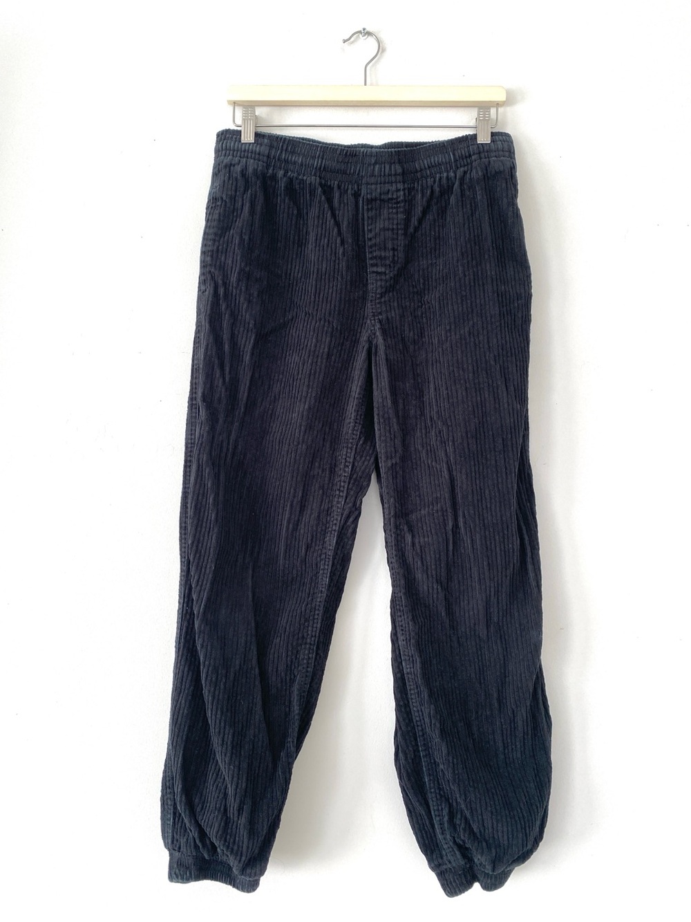 BDG Urban Outfitters Black Wide Corduroy Elastic-Waist Pants Sz S Minimal Chic - Picture 2 of 14